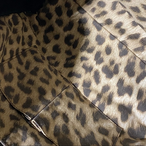 RARE! Hard to find! ROBERTO CAVALLI✖️ITALIAN BLK LEATHER TOTE 👜 Msrp: $1700! - Picture 6 of 14